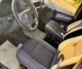 Белый Мерседес Вито, объемом двигателя 2.1 л и пробегом 350 тыс. км за 2900 $, фото 4 на Automoto.ua