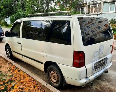 Белый Мерседес Вито, объемом двигателя 2.1 л и пробегом 0 тыс. км за 2500 $, фото 2 на Automoto.ua