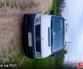 Белый Мерседес Вито, объемом двигателя 2.2 л и пробегом 385 тыс. км за 4000 $, фото 1 на Automoto.ua