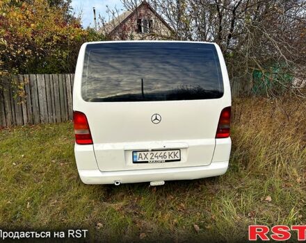 Белый Мерседес Вито, объемом двигателя 2.1 л и пробегом 303 тыс. км за 4200 $, фото 2 на Automoto.ua