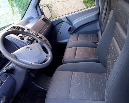 Білий Мерседес Віто, об'ємом двигуна 2.2 л та пробігом 214 тис. км за 4500 $, фото 8 на Automoto.ua