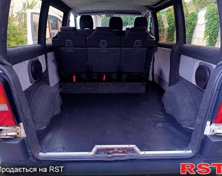 Білий Мерседес Віто, об'ємом двигуна 2.2 л та пробігом 214 тис. км за 4500 $, фото 7 на Automoto.ua