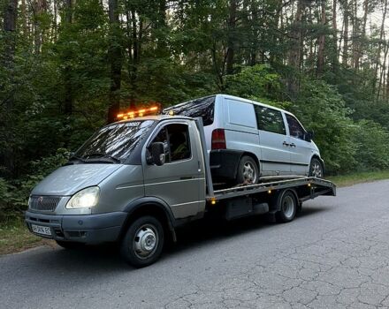 Белый Мерседес Вито, объемом двигателя 2.1 л и пробегом 360 тыс. км за 1750 $, фото 5 на Automoto.ua