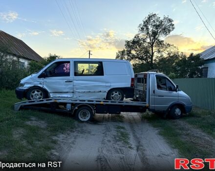 Белый Мерседес Вито, объемом двигателя 2.1 л и пробегом 360 тыс. км за 1750 $, фото 7 на Automoto.ua