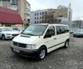 Белый Мерседес Вито, объемом двигателя 2.2 л и пробегом 375 тыс. км за 6000 $, фото 3 на Automoto.ua