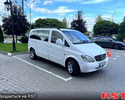 Мерседес Вито 2004 в Киеве на Automoto.ua Белый Мерседес Вито, объемом двигателя 2.1 л и пробегом 453 тыс. км за 5500 $, фото 3 на Automoto.ua