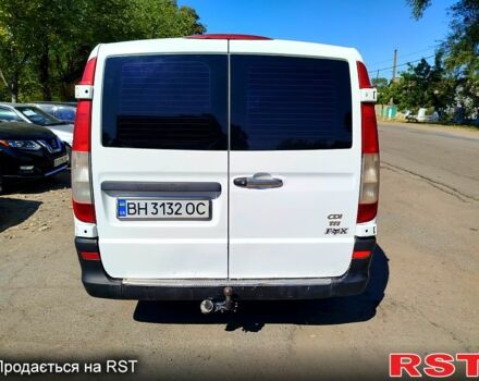 Білий Мерседес Віто, об'ємом двигуна 2.2 л та пробігом 400 тис. км за 4600 $, фото 4 на Automoto.ua