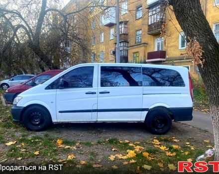 Белый Мерседес Вито, объемом двигателя 2.1 л и пробегом 0 тыс. км за 5500 $, фото 4 на Automoto.ua