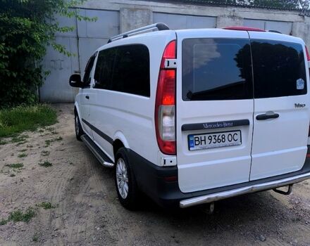 Белый Мерседес Вито, объемом двигателя 2.1 л и пробегом 350 тыс. км за 6000 $, фото 3 на Automoto.ua