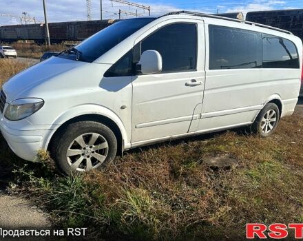 Білий Мерседес Віто, об'ємом двигуна 2.2 л та пробігом 300 тис. км за 6000 $, фото 1 на Automoto.ua