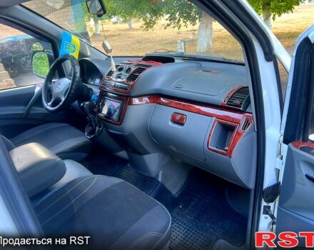 Мерседес Вито 2006 в Одессе на Automoto.ua Белый Мерседес Вито, объемом двигателя 2.1 л и пробегом 330 тыс. км за 8500 $, фото 5 на Automoto.ua