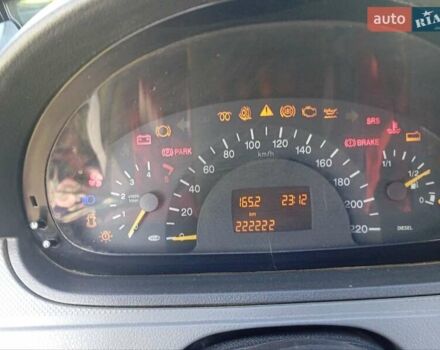 Білий Мерседес Віто, об'ємом двигуна 2.2 л та пробігом 2 тис. км за 8500 $, фото 11 на Automoto.ua