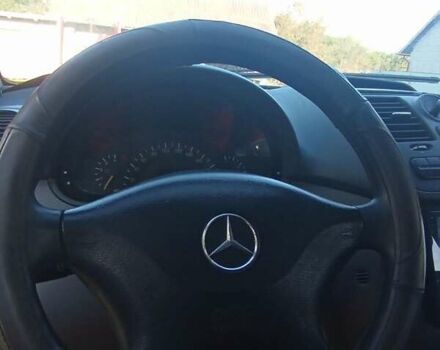 Білий Мерседес Віто, об'ємом двигуна 2.2 л та пробігом 2 тис. км за 8500 $, фото 12 на Automoto.ua