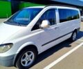 Белый Мерседес Вито, объемом двигателя 2.2 л и пробегом 417 тыс. км за 7200 $, фото 1 на Automoto.ua