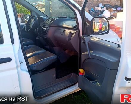 Білий Мерседес Віто, об'ємом двигуна 2.1 л та пробігом 421 тис. км за 7200 $, фото 2 на Automoto.ua