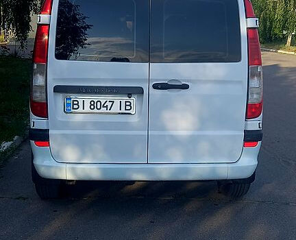 Белый Мерседес Вито, объемом двигателя 2.1 л и пробегом 0 тыс. км за 9500 $, фото 2 на Automoto.ua