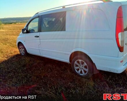 Белый Мерседес Вито, объемом двигателя 2.1 л и пробегом 220 тыс. км за 12500 $, фото 2 на Automoto.ua