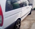 Белый Мерседес Вито, объемом двигателя 2.1 л и пробегом 305 тыс. км за 13500 $, фото 3 на Automoto.ua