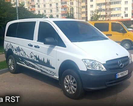 Білий Мерседес Віто, об'ємом двигуна 2.1 л та пробігом 231 тис. км за 15700 $, фото 1 на Automoto.ua