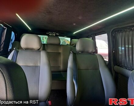 Мерседес Вито 2016 в Киеве на Automoto.ua Белый Мерседес Вито, объемом двигателя 2 л и пробегом 325 тыс. км за 20000 $, фото 4 на Automoto.ua