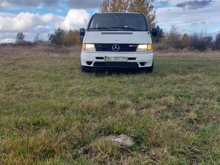 Білий Мерседес Віто, об'ємом двигуна 2.3 л та пробігом 377 тис. км за 3500 $, фото 1 на Automoto.ua