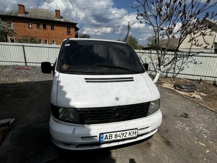 Мерседес Вито 1996 в Калиновке на Automoto.ua Белый Мерседес Вито, объемом двигателя 2.3 л и пробегом 300 тыс. км за 1800 $, фото 1 на Automoto.ua