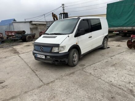 Белый Мерседес Вито, объемом двигателя 0 л и пробегом 333 тыс. км за 2200 $, фото 1 на Automoto.ua