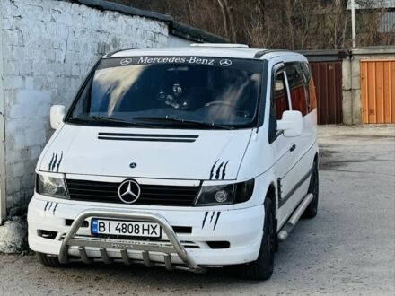 Белый Мерседес Вито, объемом двигателя 2.3 л и пробегом 200 тыс. км за 5913 $, фото 1 на Automoto.ua