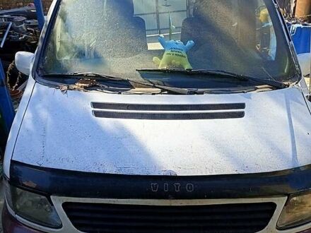 Мерседес Віто 1997 у Миколаєві на Automoto.ua Білий Мерседес Віто, об'ємом двигуна 2.3 л та пробігом 999 тис. км за 3400 $, фото 1 на Automoto.ua