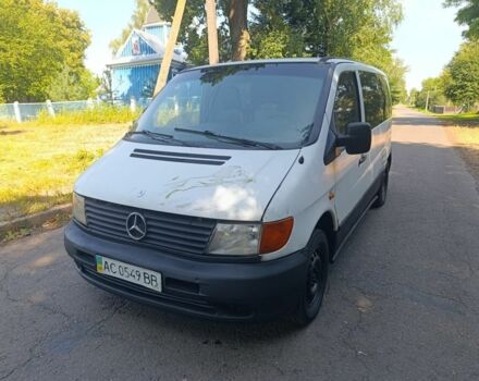 Белый Мерседес Вито, объемом двигателя 0 л и пробегом 400 тыс. км за 1450 $, фото 1 на Automoto.ua