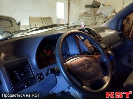 Мерседес Вито 1999 в Каменское - Днепродзержинск на Automoto.ua Белый Мерседес Вито, объемом двигателя 3 л и пробегом 600 тыс. км за 3100 $, фото 1 на Automoto.ua