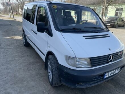 Мерседес Вито 1999 в Днепре (Днепропетровске) на Automoto.ua Белый Мерседес Вито, объемом двигателя 2.1 л и пробегом 365 тыс. км за 4400 $, фото 1 на Automoto.ua