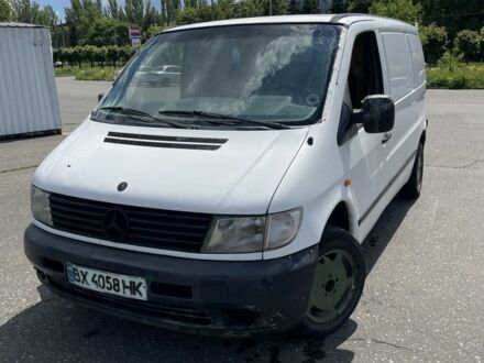 Мерседес Вито 1999 в Краматорске на Automoto.ua Белый Мерседес Вито, объемом двигателя 2.2 л и пробегом 300 тыс. км за 3000 $, фото 1 на Automoto.ua