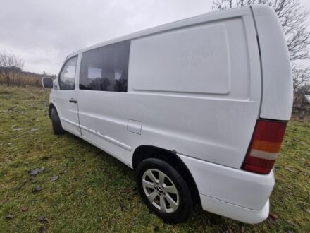 Белый Мерседес Вито, объемом двигателя 2.2 л и пробегом 310 тыс. км за 3200 $, фото 1 на Automoto.ua