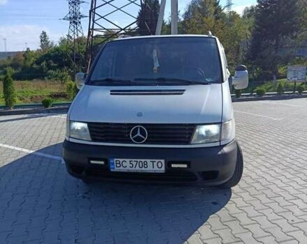 Белый Мерседес Вито, объемом двигателя 2.2 л и пробегом 530 тыс. км за 5500 $, фото 1 на Automoto.ua