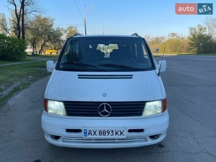 Белый Мерседес Вито, объемом двигателя 2.2 л и пробегом 285 тыс. км за 5700 $, фото 1 на Automoto.ua