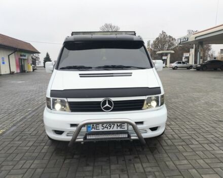 Белый Мерседес Вито, объемом двигателя 2.2 л и пробегом 430 тыс. км за 8000 $, фото 1 на Automoto.ua