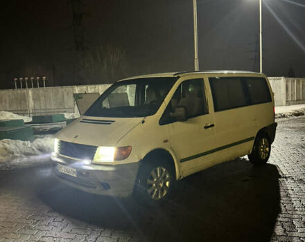 Белый Мерседес Вито, объемом двигателя 0 л и пробегом 300 тыс. км за 2999 $, фото 1 на Automoto.ua