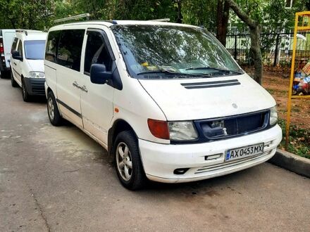 Белый Мерседес Вито, объемом двигателя 2.1 л и пробегом 0 тыс. км за 2500 $, фото 1 на Automoto.ua