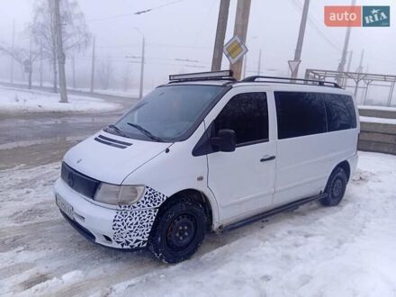 Белый Мерседес Вито, объемом двигателя 2.15 л и пробегом 241 тыс. км за 3200 $, фото 1 на Automoto.ua