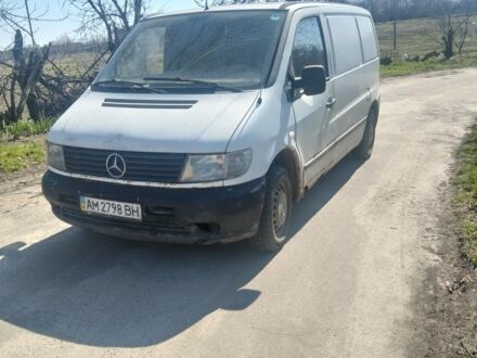 Білий Мерседес Віто, об'ємом двигуна 0 л та пробігом 500 тис. км за 1600 $, фото 1 на Automoto.ua
