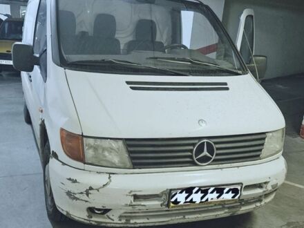 Мерседес Віто 2001 у Одесі на Automoto.ua Білий Мерседес Віто, об'ємом двигуна 0 л та пробігом 300 тис. км за 2200 $, фото 1 на Automoto.ua