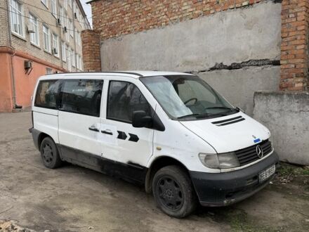 Білий Мерседес Віто, об'ємом двигуна 2.1 л та пробігом 4 тис. км за 3100 $, фото 1 на Automoto.ua