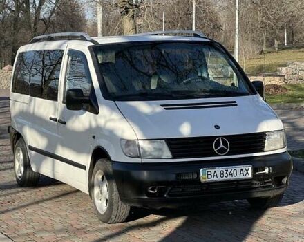 Белый Мерседес Вито, объемом двигателя 2.1 л и пробегом 325 тыс. км за 4250 $, фото 1 на Automoto.ua