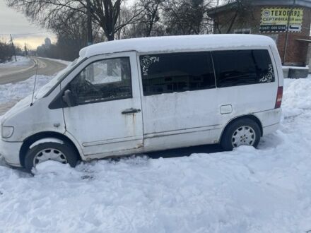 Белый Мерседес Вито, объемом двигателя 0 л и пробегом 360 тыс. км за 2000 $, фото 1 на Automoto.ua