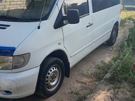 Білий Мерседес Віто, об'ємом двигуна 2.15 л та пробігом 350 тис. км за 5000 $, фото 1 на Automoto.ua