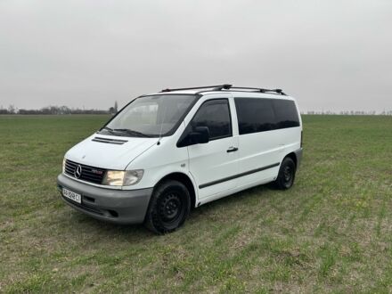 Белый Мерседес Вито, объемом двигателя 2.1 л и пробегом 402 тыс. км за 6500 $, фото 1 на Automoto.ua