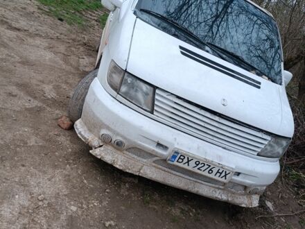 Мерседес Віто 2001 у Хмельницькому на Automoto.ua Білий Мерседес Віто, об'ємом двигуна 2.1 л та пробігом 120 тис. км за 3500 $, фото 1 на Automoto.ua