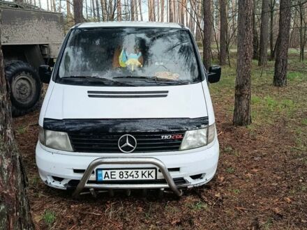 Білий Мерседес Віто, об'ємом двигуна 2.15 л та пробігом 350 тис. км за 4000 $, фото 1 на Automoto.ua