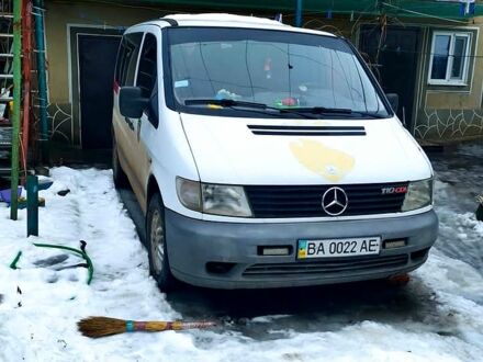 Белый Мерседес Вито, объемом двигателя 2.2 л и пробегом 0 тыс. км за 3000 $, фото 1 на Automoto.ua